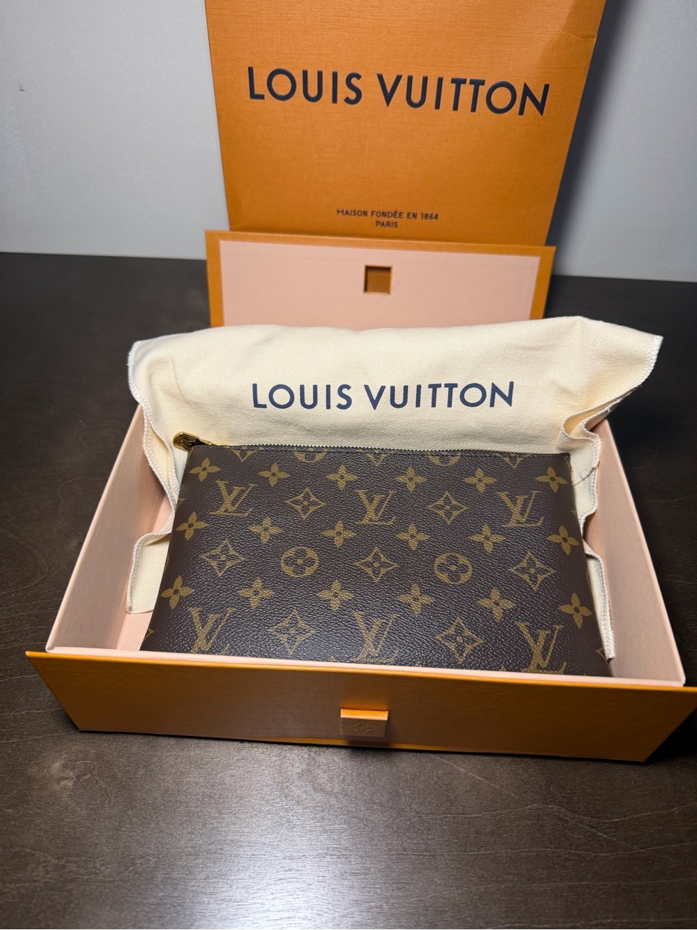 Louis Vuitton Brown Leather Zip Cardholder with Gold Logo